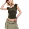 Motel Scoop Neck Cropped T-shirt In Olive For Women