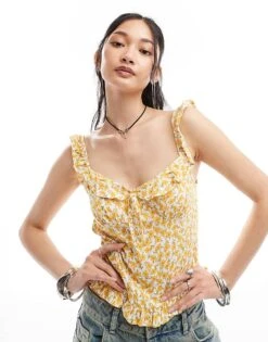 Motel Angelica Cosmos Print Ruffle Cami Top In Yellow For Women Cosmos Garden Yellow