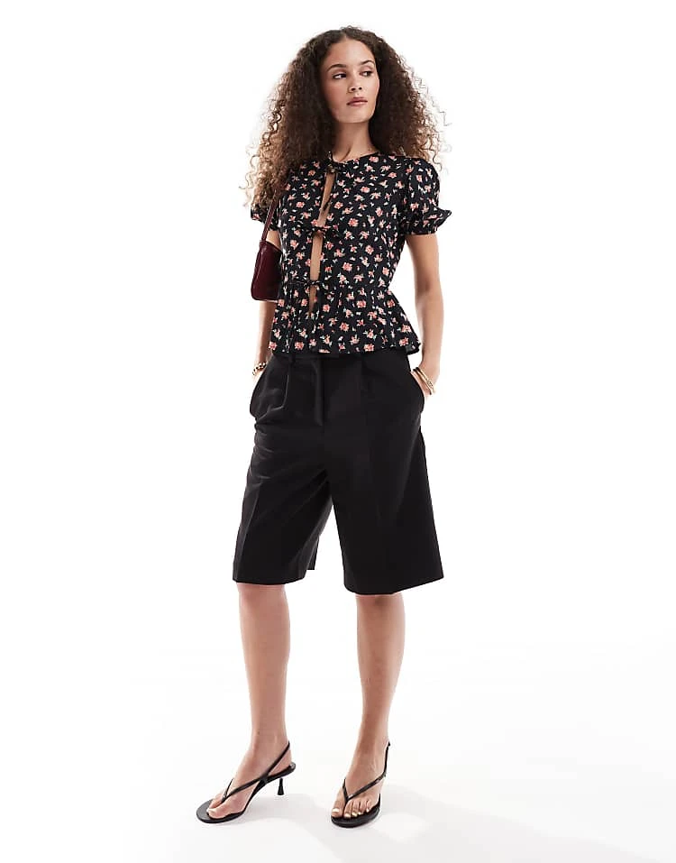 Motel Exclusive Ajasi Rose Print Tie Detail Blouse In Black For Women Bronze Rose - Image 2