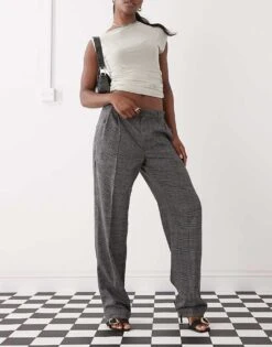 Motel Brayden Checked Tailored Trousers In Grey For Women