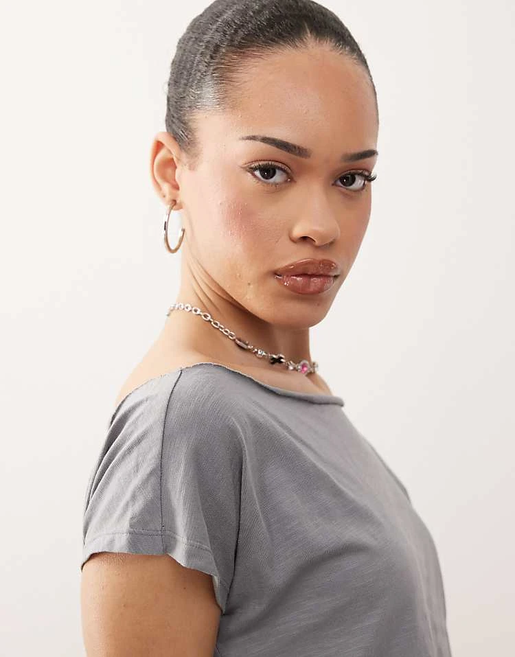 Motel Balia Asymmetric T-shirt In Grey For Women - Image 3