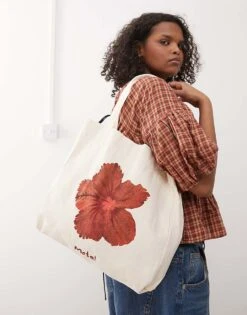 Motel Barbara Hibiscus Print Tote Bag In Ivory For Women Ivory Hibiscus