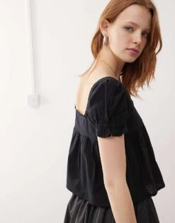 Motel Axoni Square Neck Puff Sleeve Blouse In Black For Women