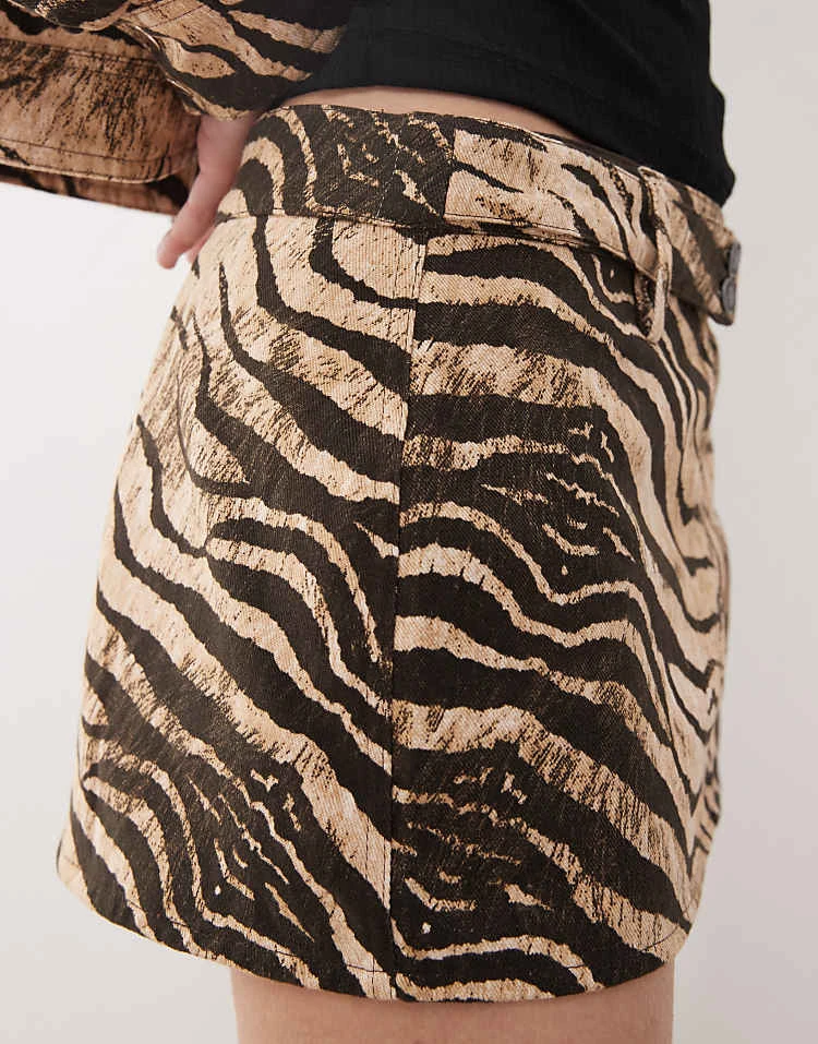 Motel Oiwa Wild Animal Mini Skirt Co-ord In Cream And Brown For Women Cream/brown - Image 2